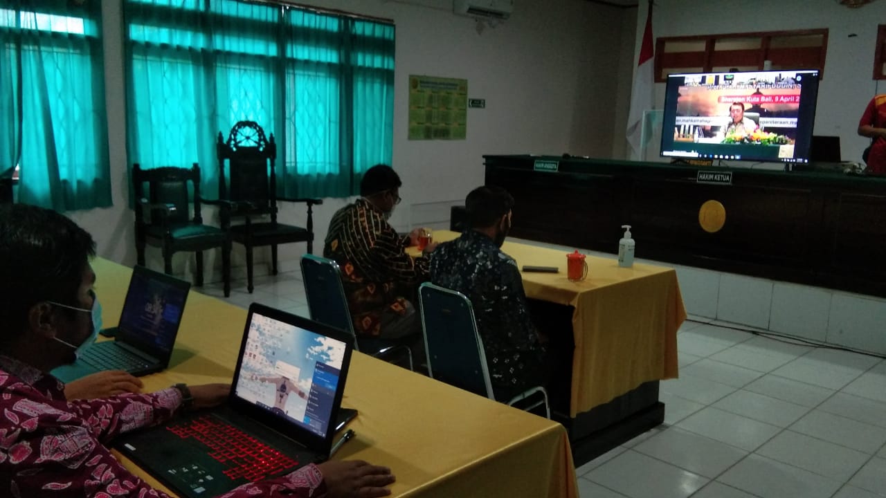 Pembinaan Bidang Teknis dan Administrasi Yudisial oleh Pimpinan MA RI secara virtual